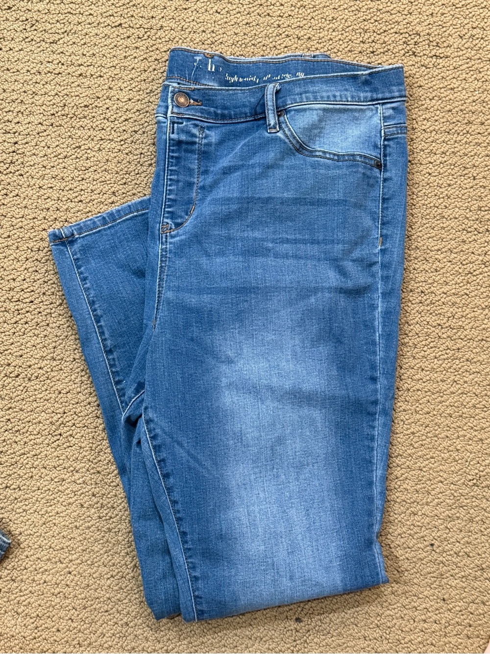 Slim Fit Women's Blue Skinny Jeans cl pull on